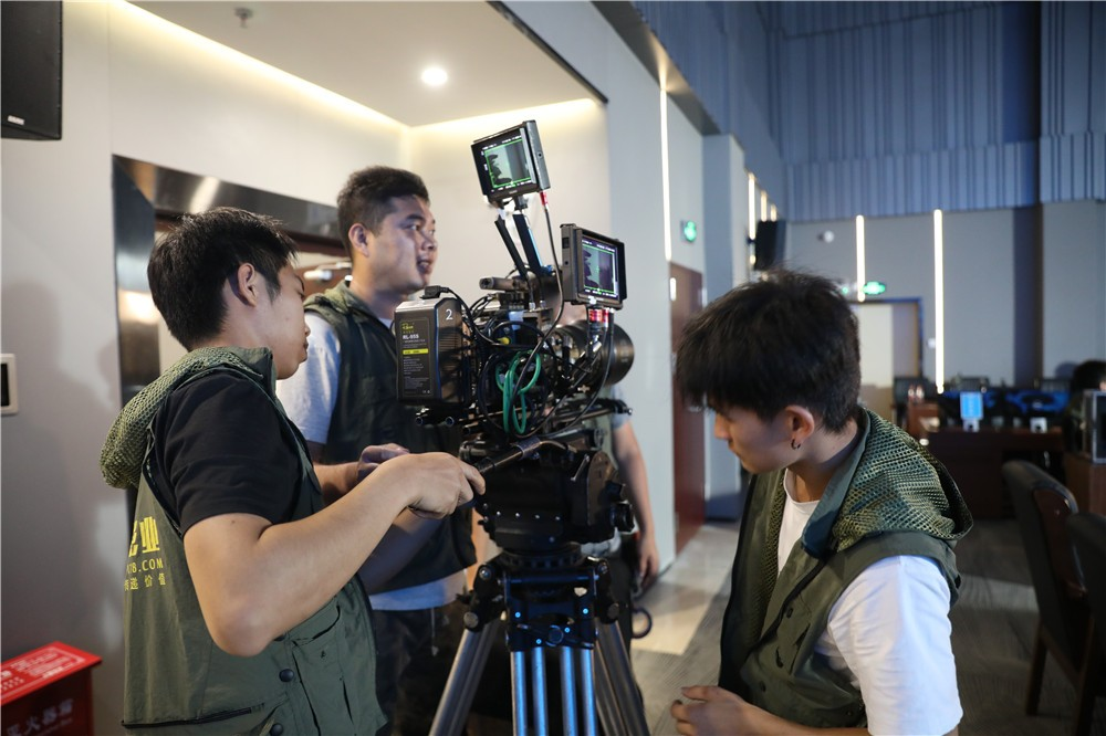 拍摄企业宣传片，如何选好演员表情